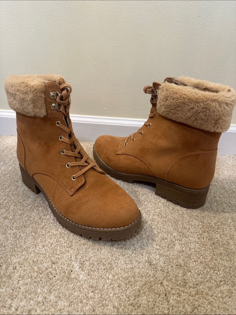 Women’s Faux Suede Lace-Up Fur Cuff Ankle Boots - Tan